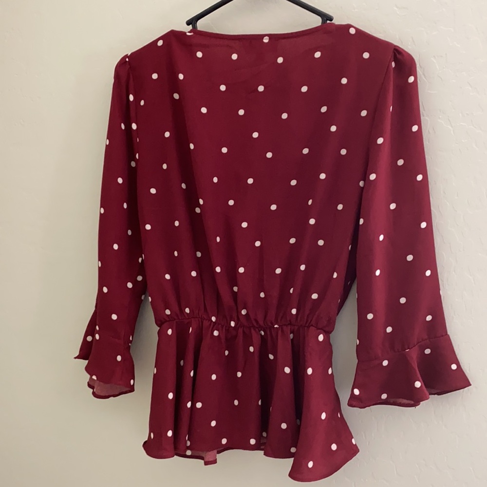 Le Kate wrap top - Picture 2 of 3